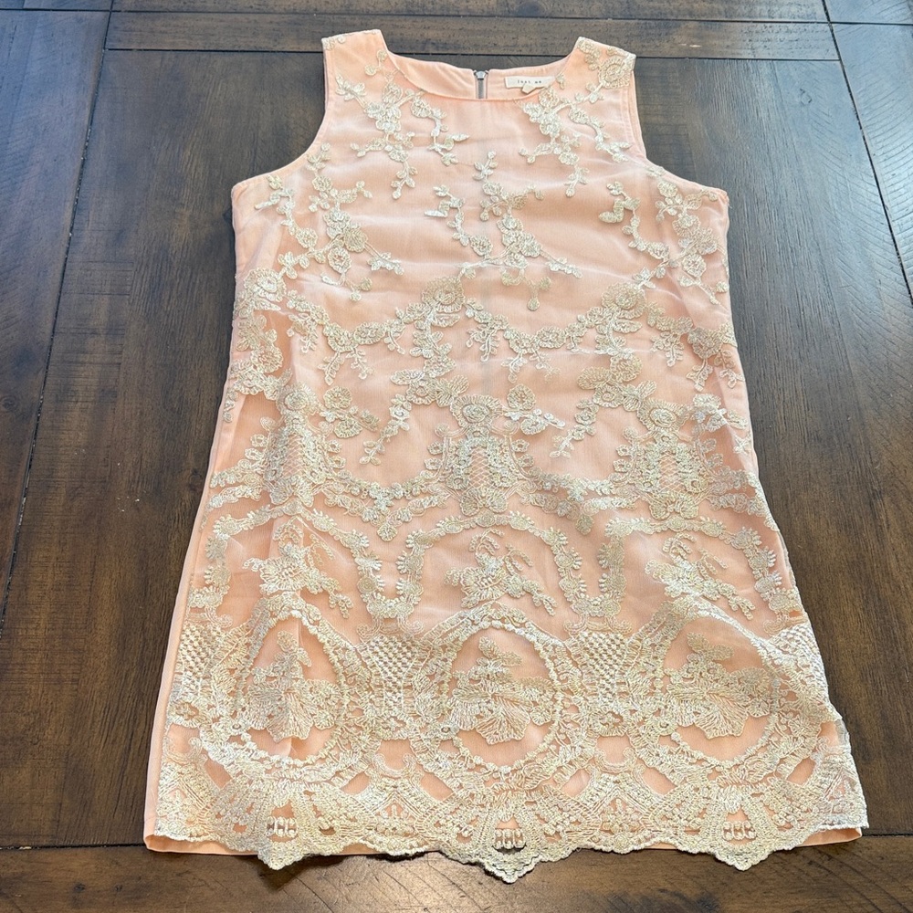 Romantic Gold Lace Overlay Sleeveless Dress - Parisian Chic